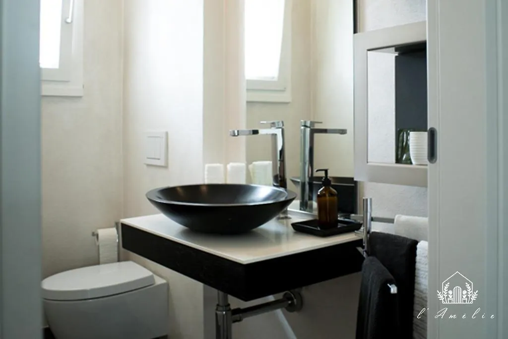 L'Amelie - Elegante Suite Stra Apartment